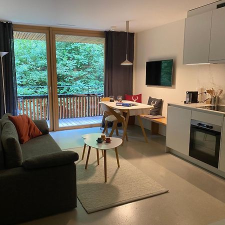 Stilvolle Ferienwohnung Direkt An Der Skipiste ฟลิมส์ ภายนอก รูปภาพ