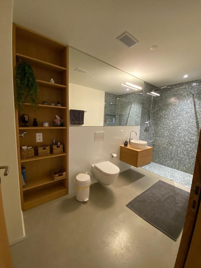 Stilvolle Ferienwohnung Direkt An Der Skipiste ฟลิมส์ ภายนอก รูปภาพ