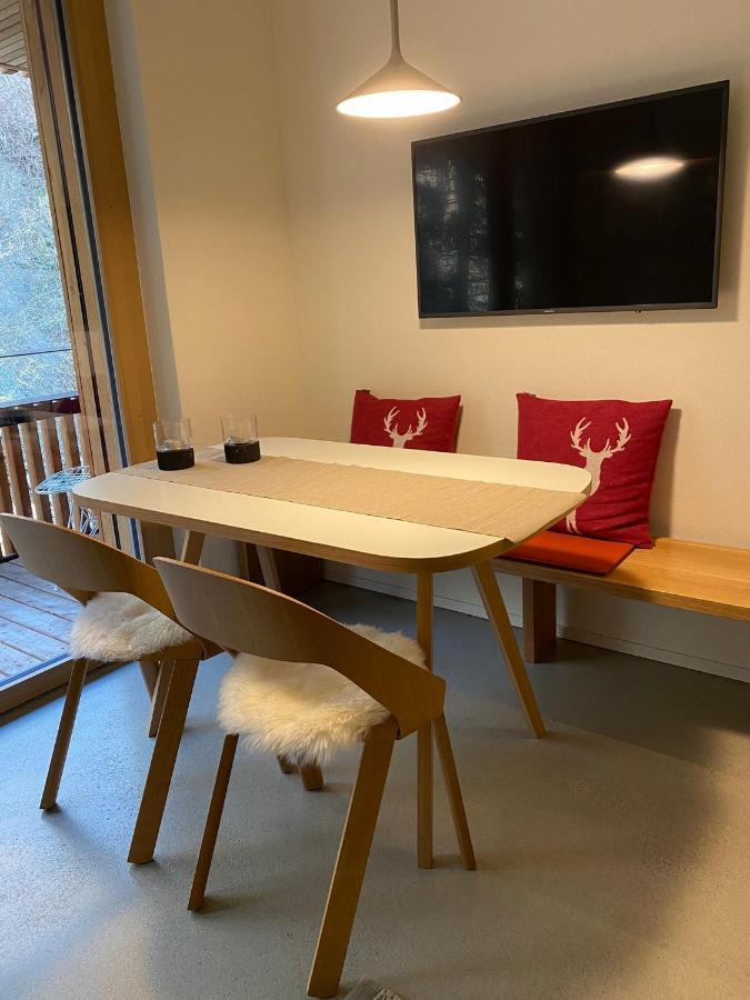Stilvolle Ferienwohnung Direkt An Der Skipiste ฟลิมส์ ภายนอก รูปภาพ