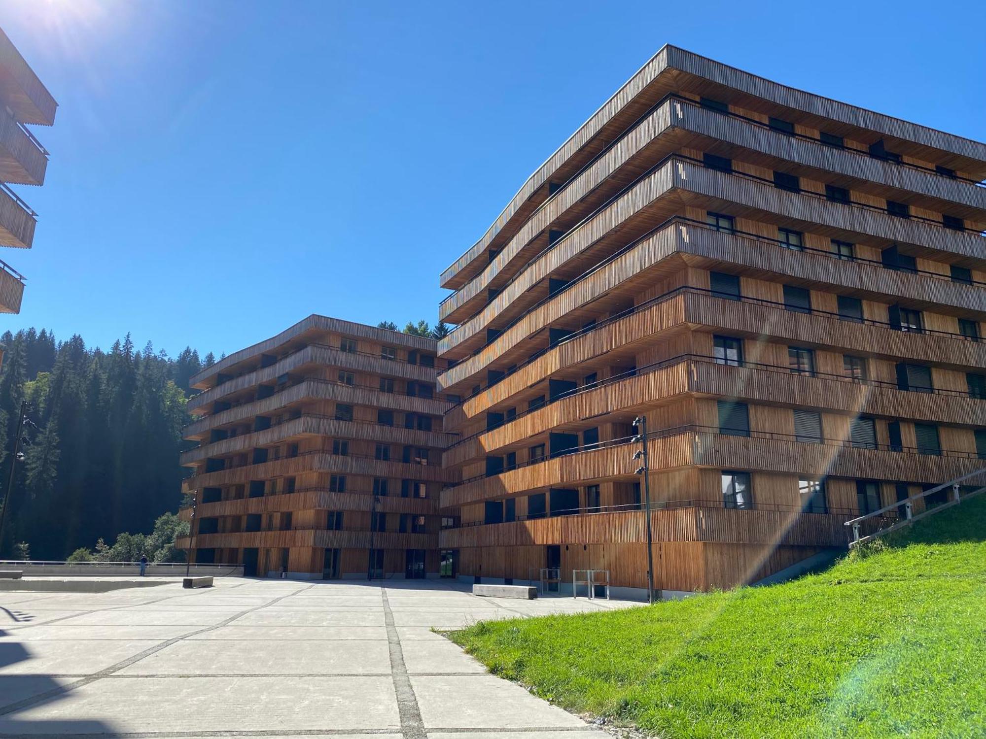 Stilvolle Ferienwohnung Direkt An Der Skipiste ฟลิมส์ ภายนอก รูปภาพ