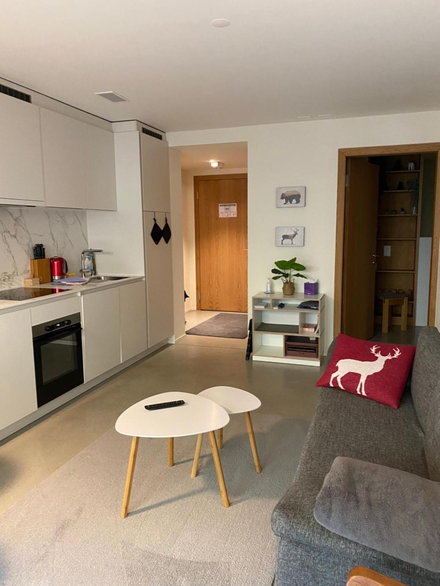 Stilvolle Ferienwohnung Direkt An Der Skipiste ฟลิมส์ ภายนอก รูปภาพ